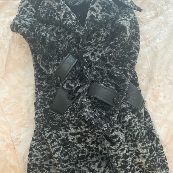 Warm winter coat- animal print- xs - Picture 3 of 13